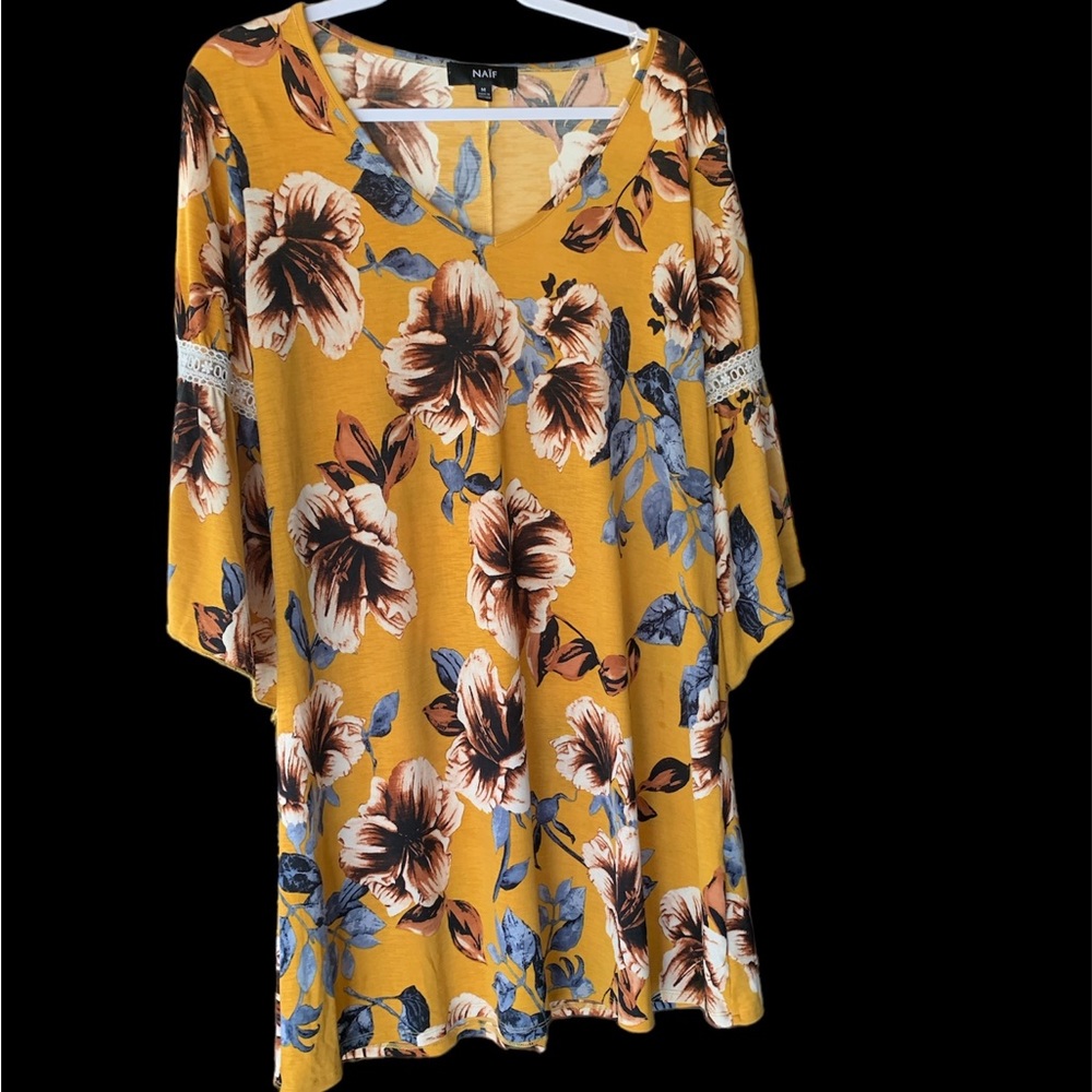 Naif Women Blouse Top/Tunic  Sz M Floral Yellow Crochet Trim Stretch Bell Sleeve